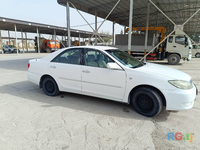 Toyota Camry 2.2 2005 г.